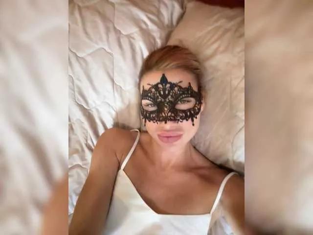 Offline -liyasilvers- on BongaCams