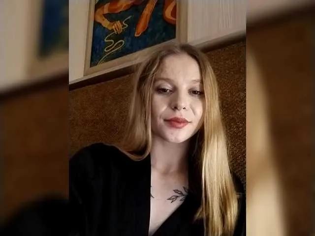 Freechat 1biscuit1 on BongaCams