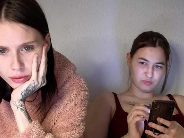 Freechat 2Love-Love2 on BongaCams