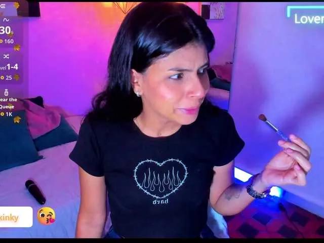 Offline abbiekinky on BongaCams