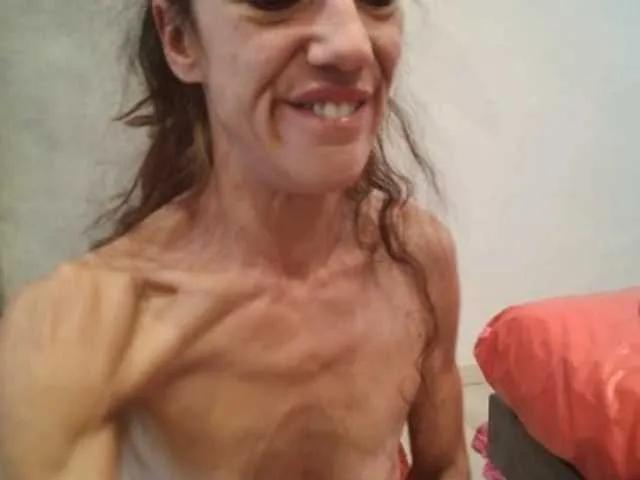 Offline aliceanddave1 on BongaCams