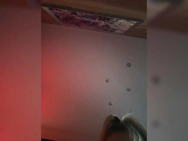 Offline ALISAMAKS on BongaCams