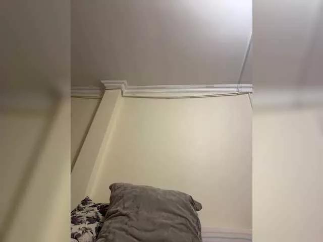 Freechat AndreElis on BongaCams