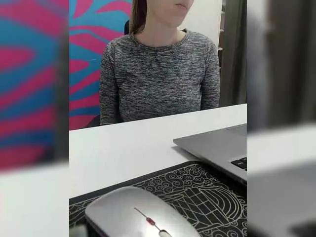 Offline Angelinamik on BongaCams