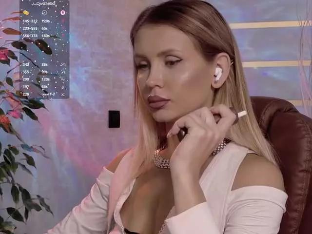 Offline Anna-R on BongaCams