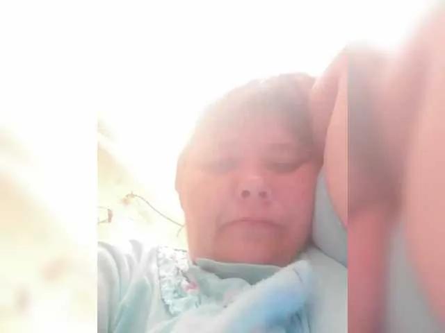 Offline AthomeTi on BongaCams