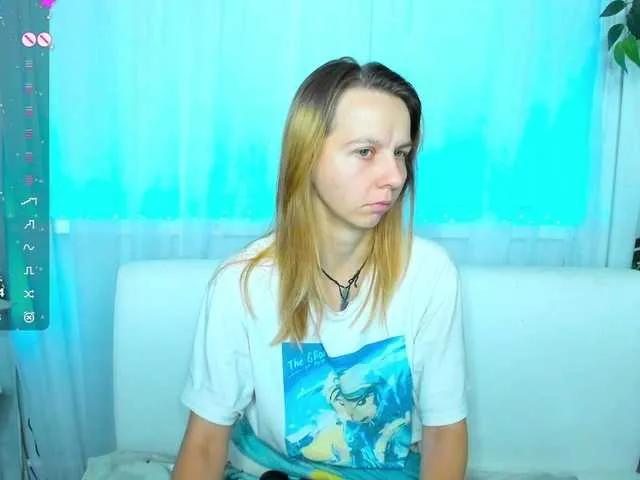 Offline Beellami on BongaCams