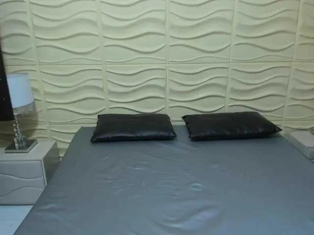 Offline BelaJones on BongaCams