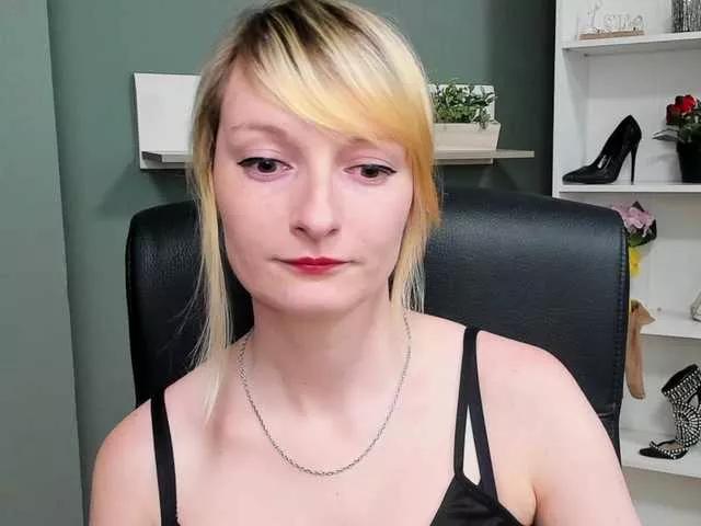 Offline BlairPlay on BongaCams