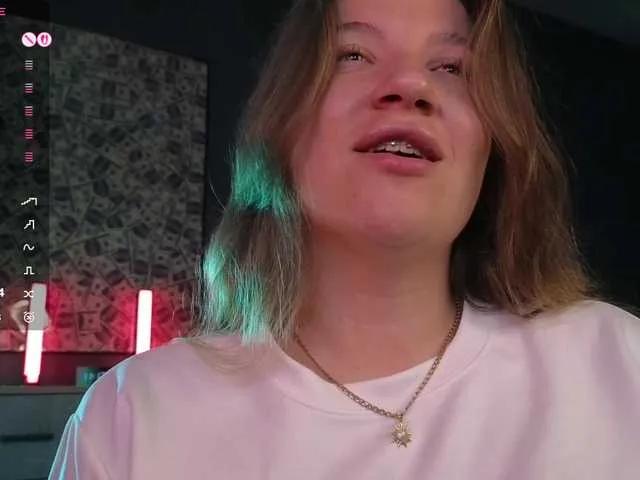 Freechat BloomBambi on BongaCams