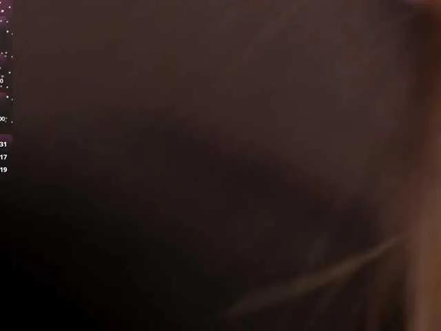 Offline CarolineGrace on BongaCams