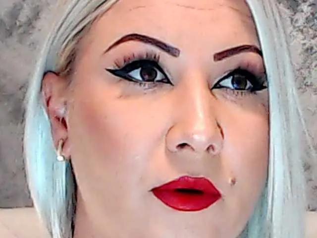 Offline ClaudieTaylon on BongaCams