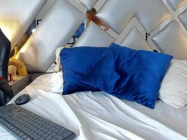 Offline CRISTALEVANS-VC on BongaCams