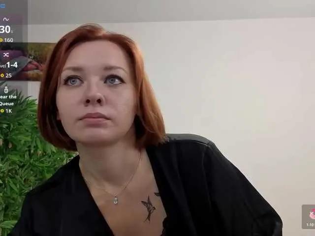 Offline Danielea on BongaCams