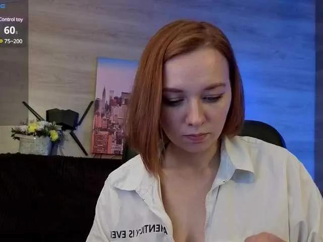 Offline Danielea on BongaCams