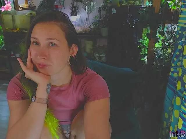 Offline DeadButterfly on BongaCams