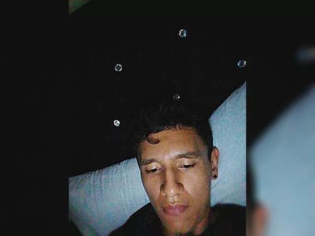 Offline Difanny-Joe on BongaCams