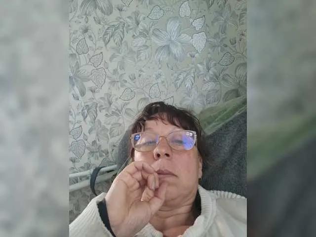 Offline Edel33x on BongaCams