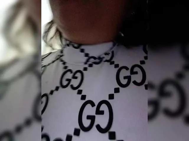 Offline EinnyMure on BongaCams