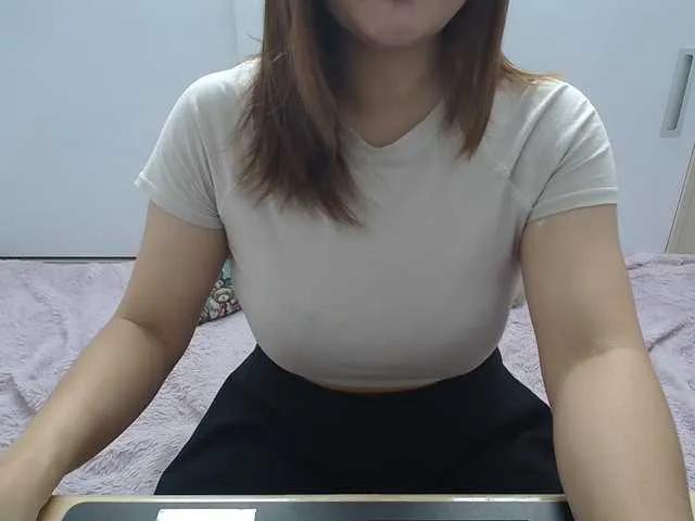 Offline ElenaSex90 on BongaCams