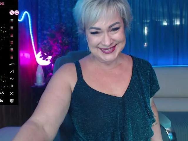 Offline EllenRiplley on BongaCams