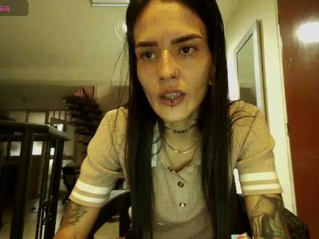 Freechat emmaherby1 on BongaCams