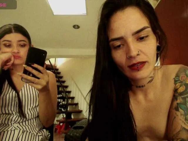 Freechat emmaherby1 on BongaCams