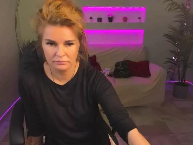 Freechat EricalStewart on BongaCams