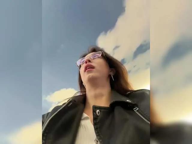 Offline EwaBrown on BongaCams