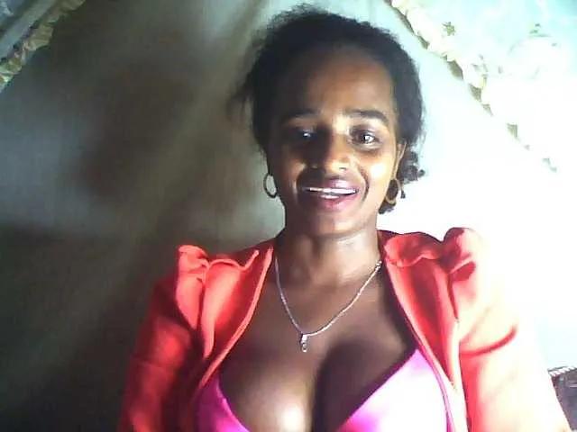 Freechat Flania on BongaCams