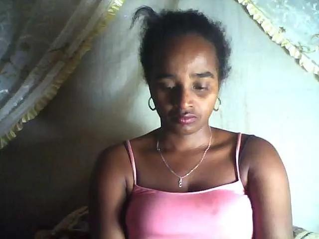 Freechat Flania on BongaCams