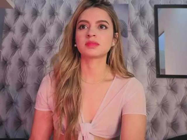 Offline Gabytaylor on BongaCams