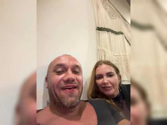 Offline GeminiCode22 on BongaCams