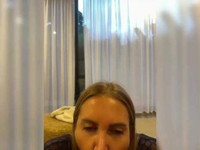 Offline GeminiCode22 on BongaCams