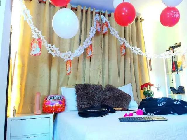 Offline girl-amada on BongaCams