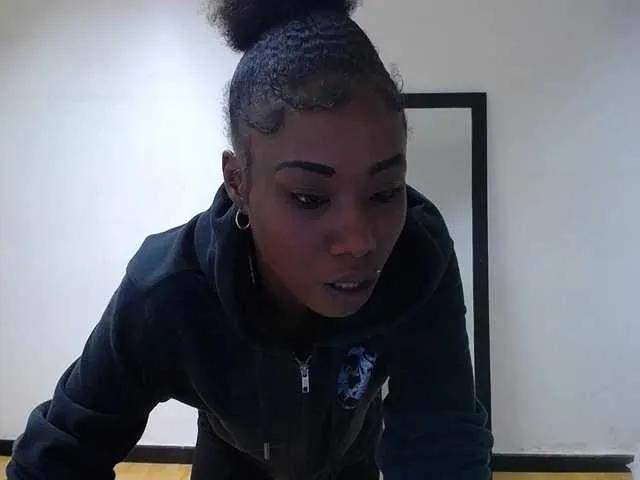 Freechat goldenn-ass on BongaCams