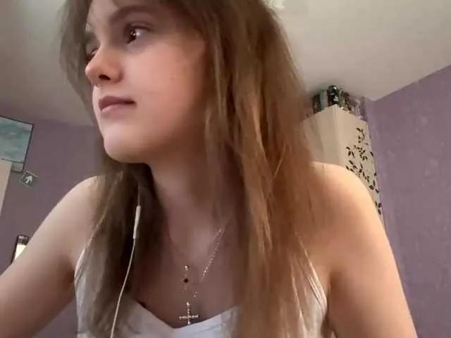 Offline HoaRomano on BongaCams