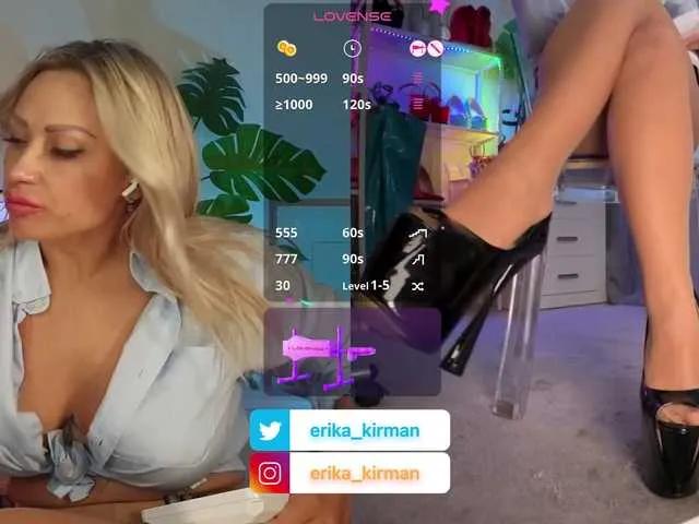 Offline HomePussy1 on BongaCams