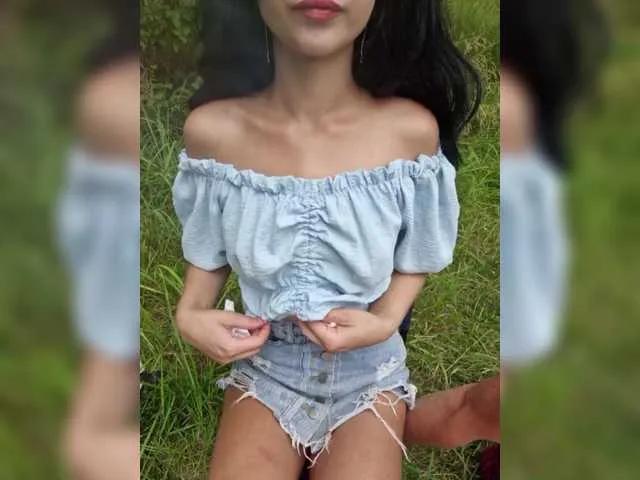 Offline Hotpepper-Sweetpepper on BongaCams