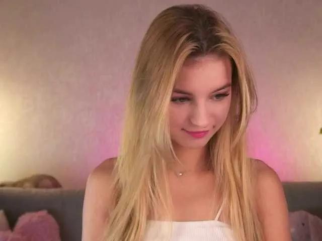 ilittleheara on BongaCams 