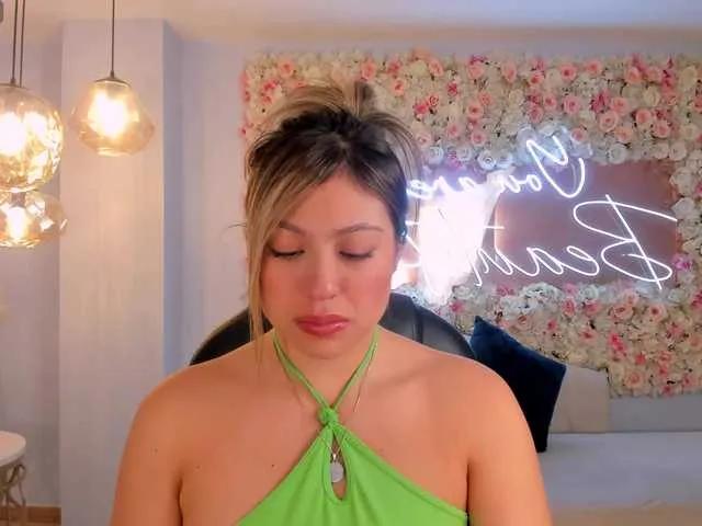 BongaCams IrinaPortman is Freechat IrinaPortman — I love it when they support me, that means they like my show and get horny with my body.