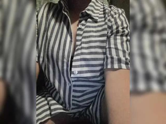 Offline Iriska2025 on BongaCams