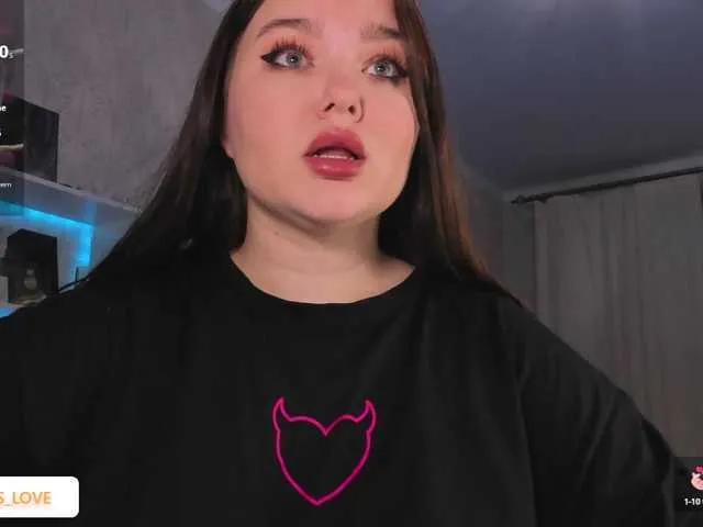 Offline JennisXcharming on BongaCams