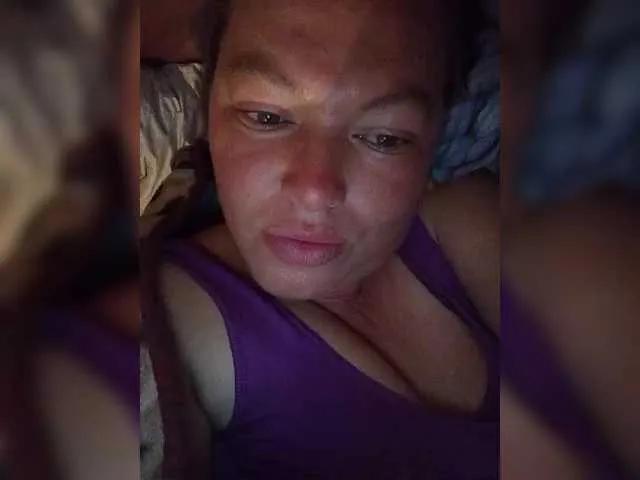 BongaCams Juliamad is Freechat Juliamad — I get turned on by confident guys and dirty talk