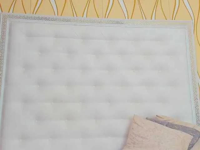 Offline karissia-x on BongaCams