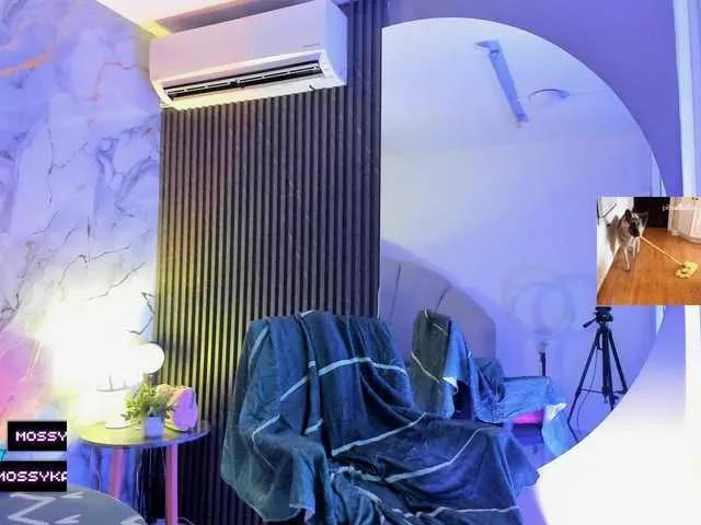 Offline Katemoss70 on BongaCams