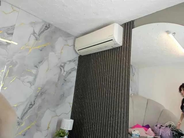 Offline Katemoss70 on BongaCams