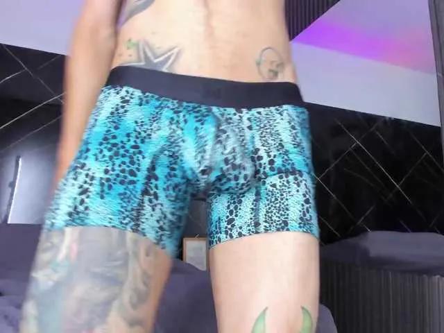 Offline khloeandjhonas on BongaCams