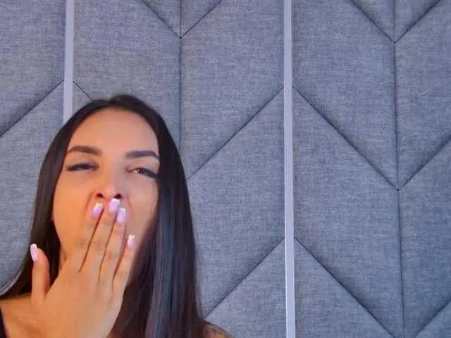 Offline Kimberlymav on BongaCams