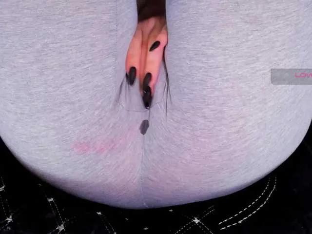 Offline Kira-Kell on BongaCams